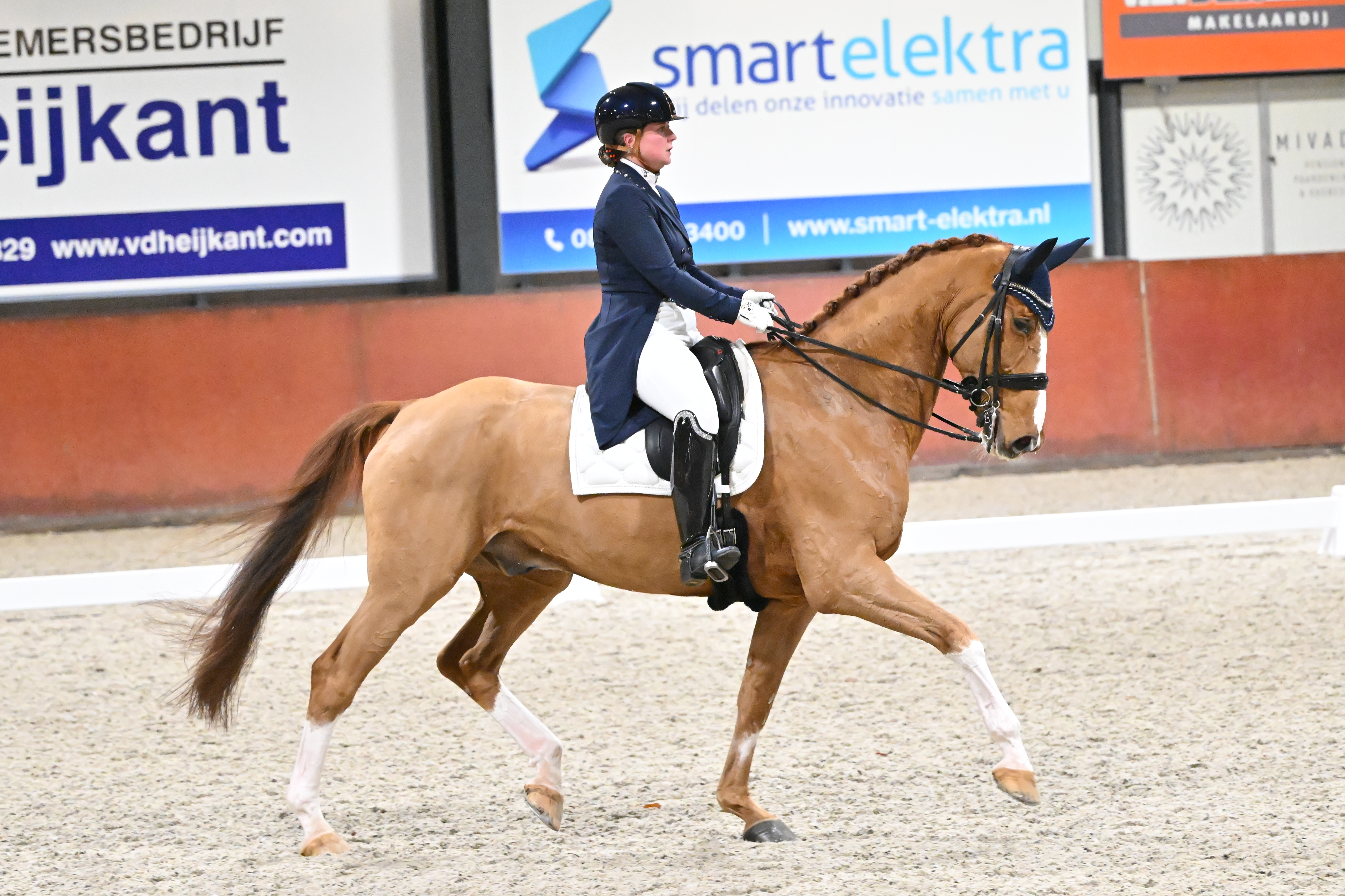 maikel van der vleuten springt met beauville z n.o.p. over een hindernis tijdens de olympische spelen