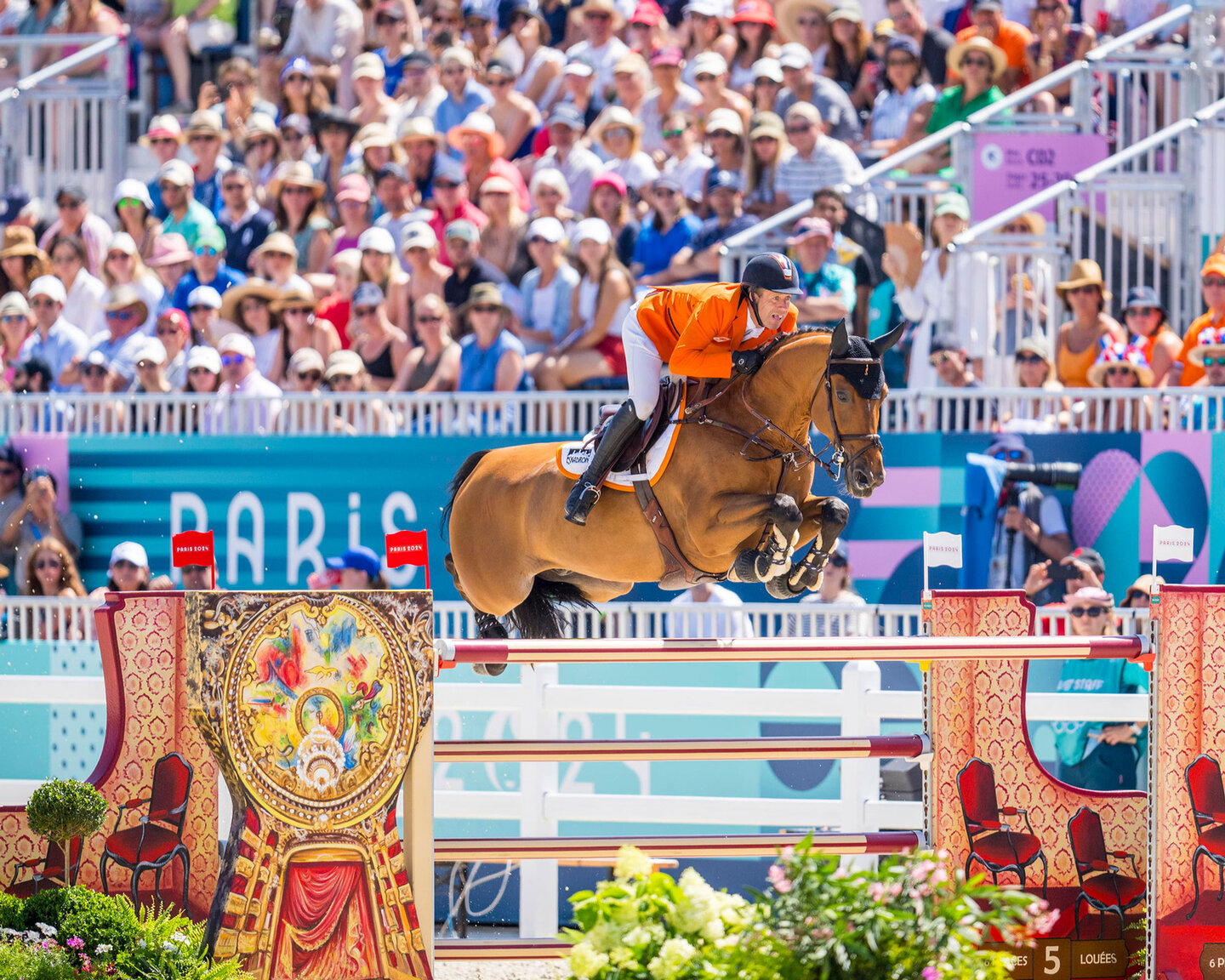 maikel van der vleuten springt met beauville z n.o.p. over een hindernis tijdens de olympische spelen
