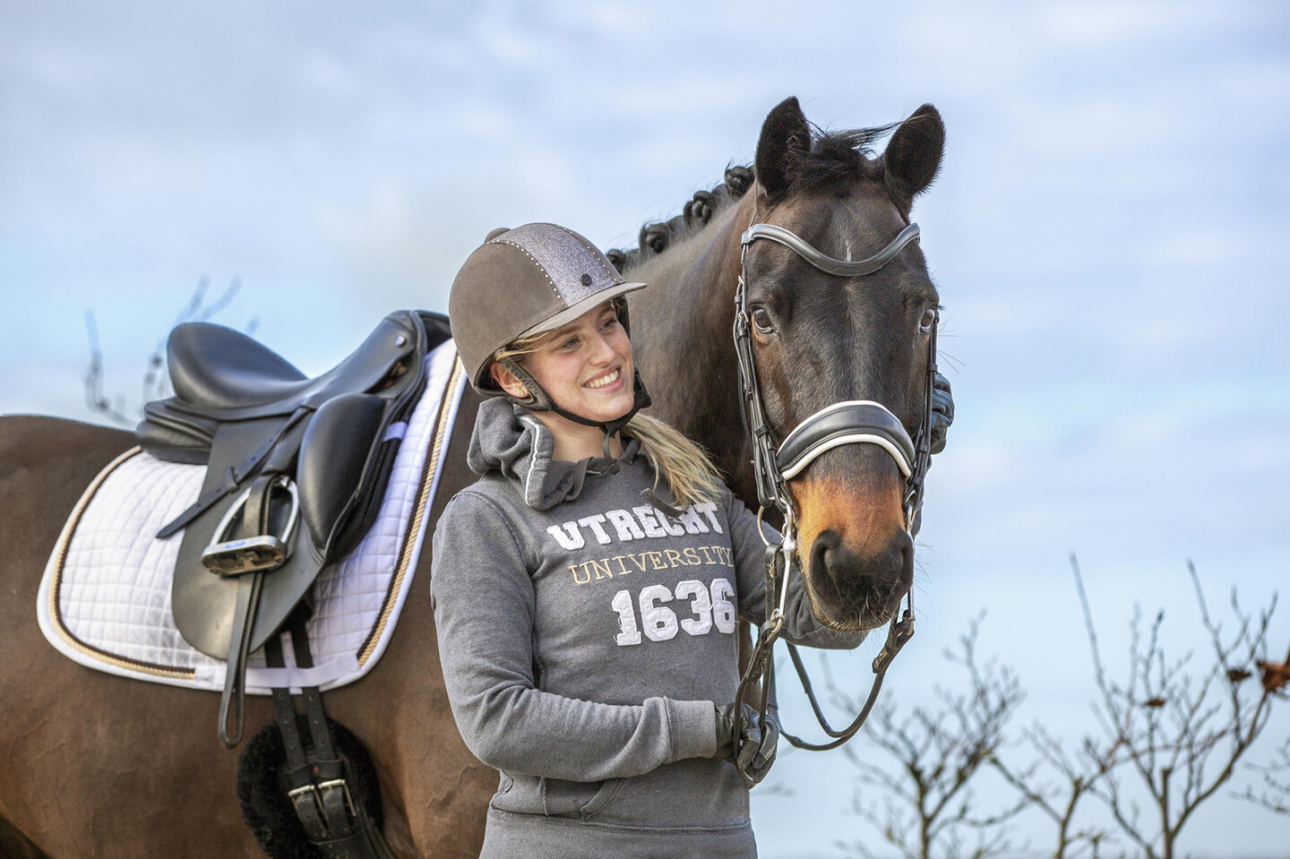 Een afbeelding van het virus rhino door de stallen